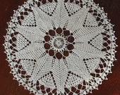 White crochet doily: white round handmade linen crochet doily